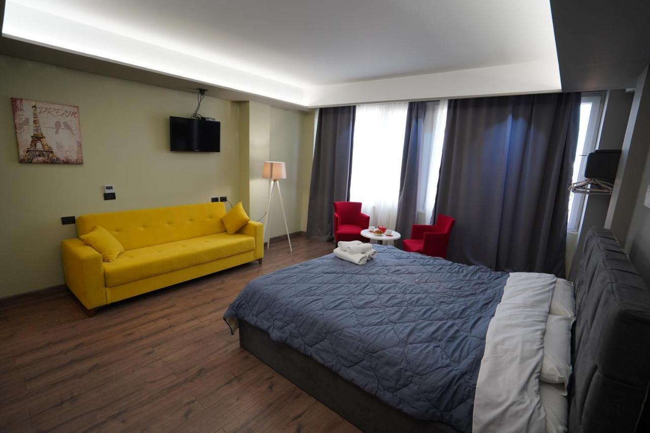 Driti Hotel Tirana Albania Kültér fotó