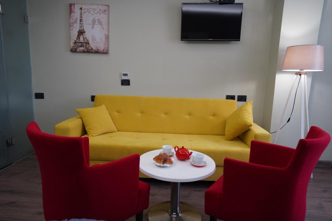 Driti Hotel Tirana Albania Kültér fotó