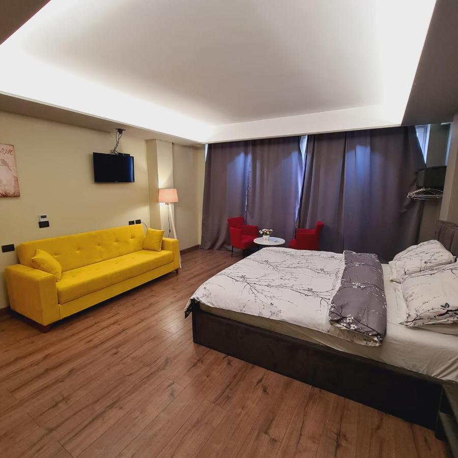 Driti Hotel Tirana Albania Kültér fotó
